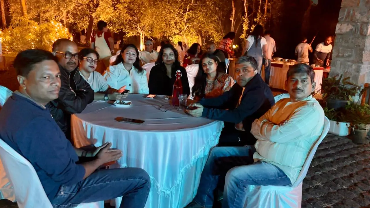Members gathered for the New Year's Eve dinner in Kushalnagar