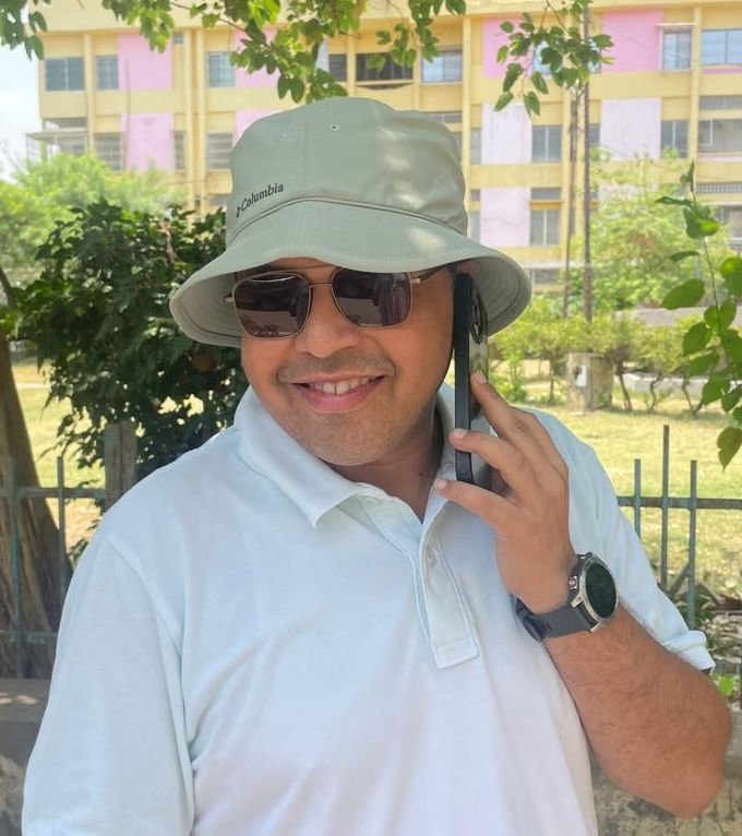 Portrait of Dr. Amit Gour
